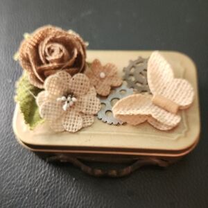 Vintage-Inspired Floral Tin Box